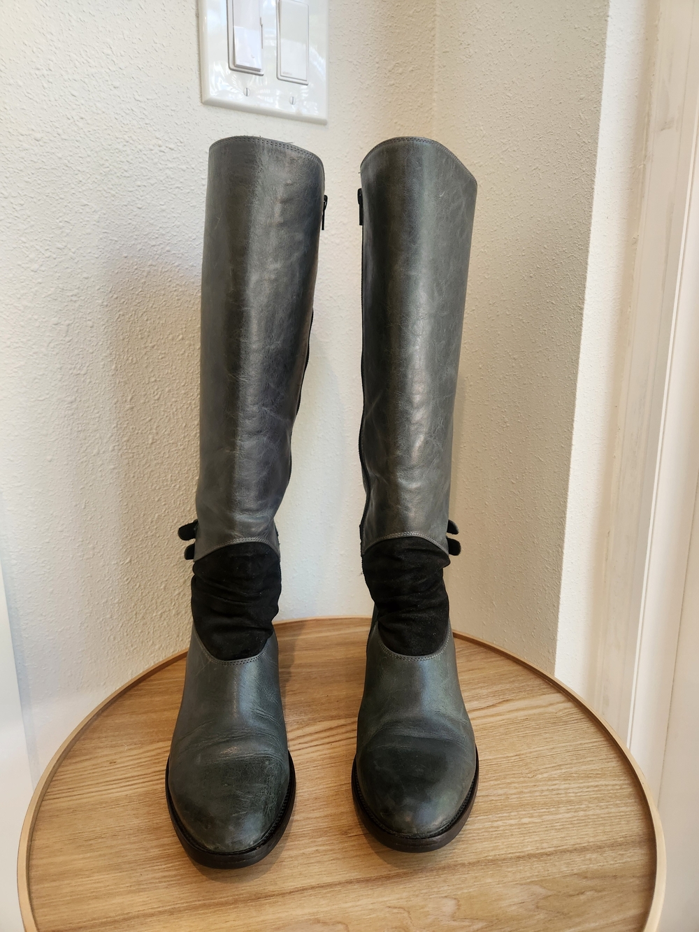 Cordani Gray Over-the-Knee Leather Boots with Buckle Detail EU 38.5 Or US 7.5-8 - Picture 5 of 12